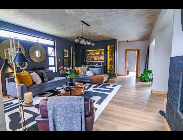 4 BEDROOM HOUSE FOR SALE IN COPPERLEAF ESTATE